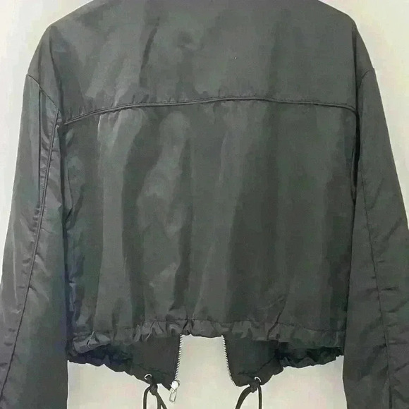 Bershka cropped jacket  size M - Picture 3 of 5